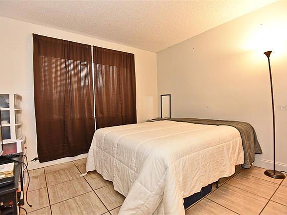 4th image of 664 Kenwick Cir APT 104