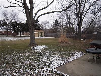 3rd image of 141 Deneen Ave