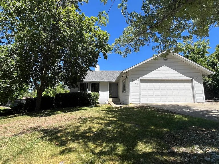 1905 Kinvarra Way — Photo 2