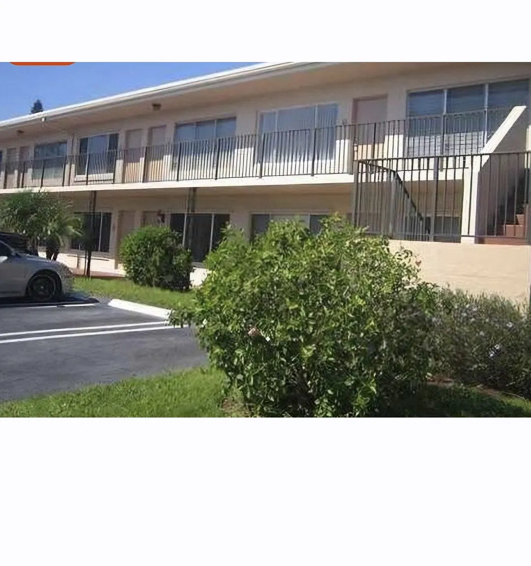 2303 S Federal Hwy — Photo 1
