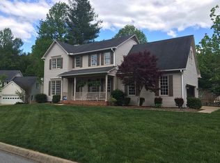 104 N Wintergarden Rd, Fletcher, NC 28732