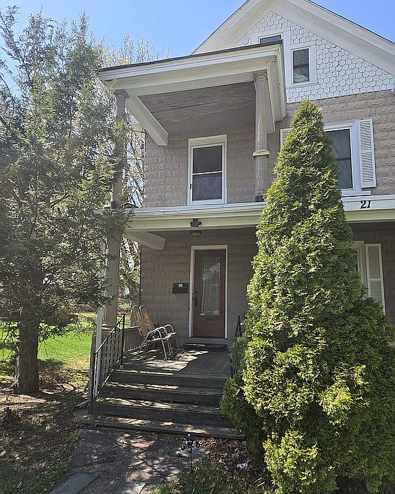 1st image of 21 Mill St