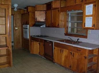 2nd image of 4592 Hopewell Rd