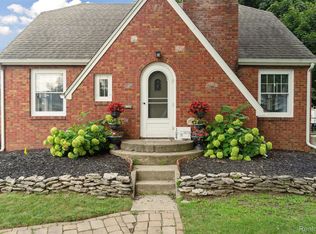 124 Loomis Ave, Clio, MI 48420