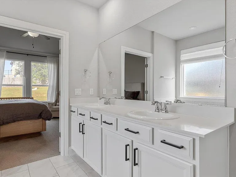 1317 Highwater Dr — Photo 20