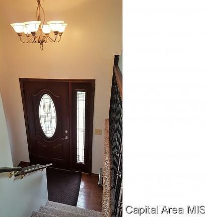 2nd image of 875 E Sunnyview Ave