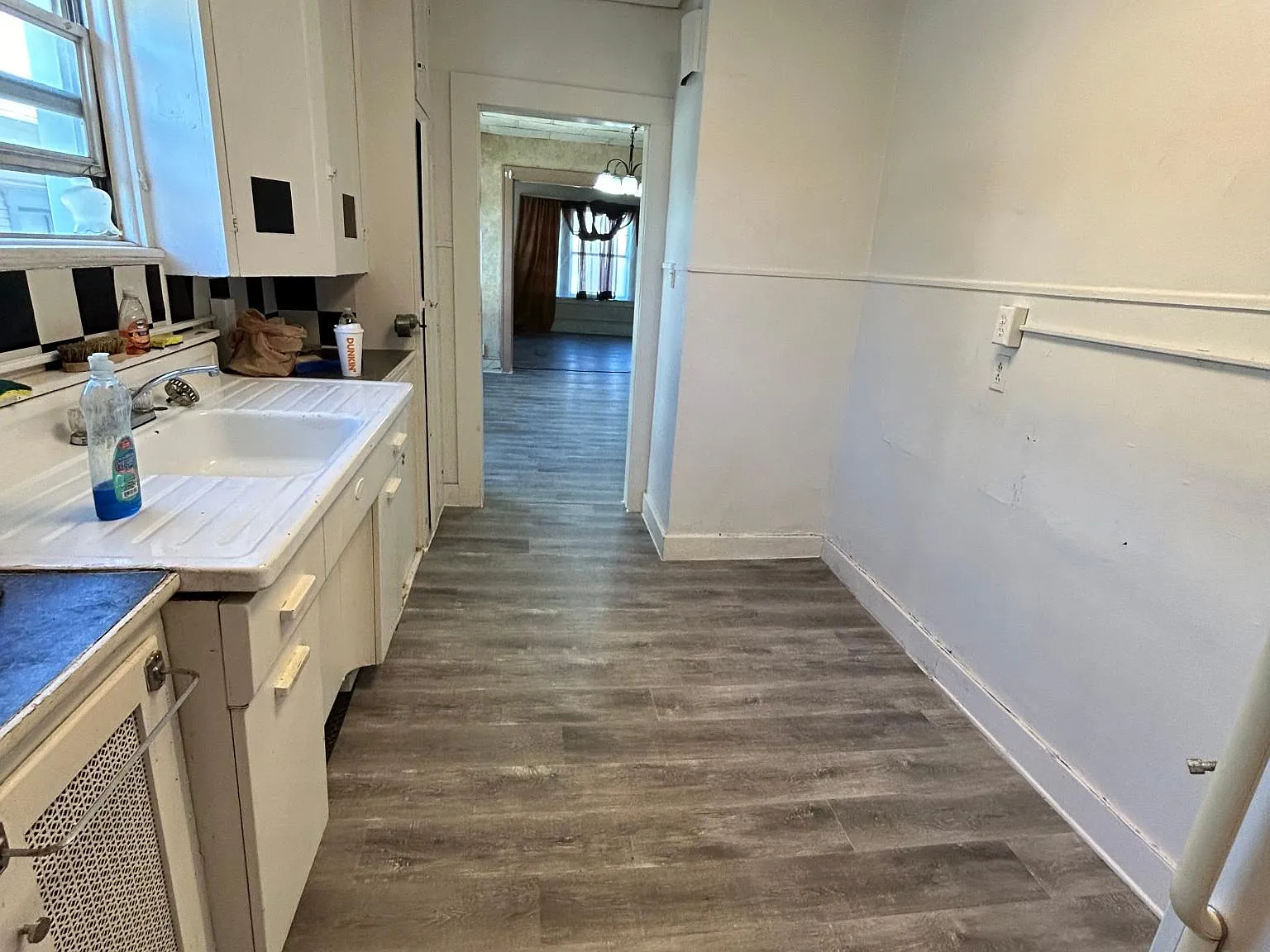 2 bed, 900 sqft, $1,200 — Photo 2