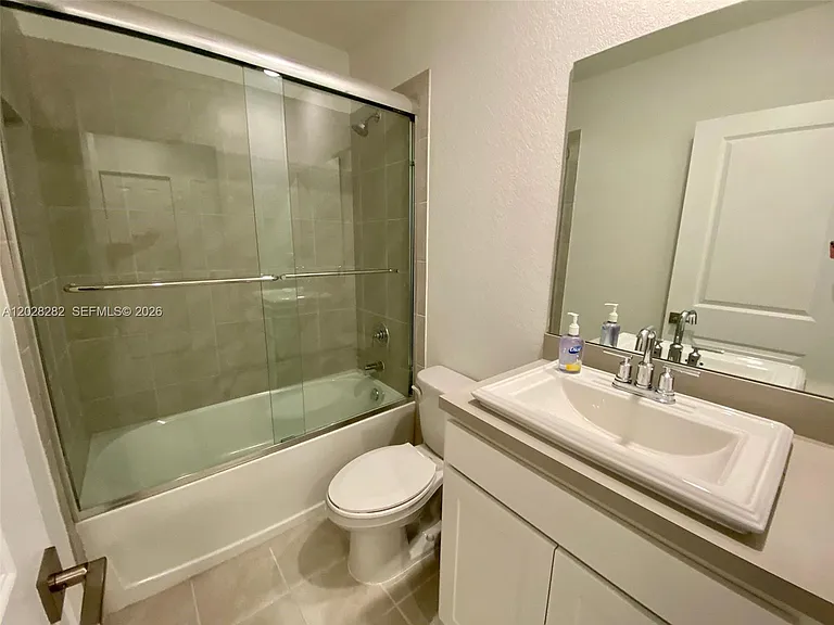 20838 NW 13th Ave — Photo 5