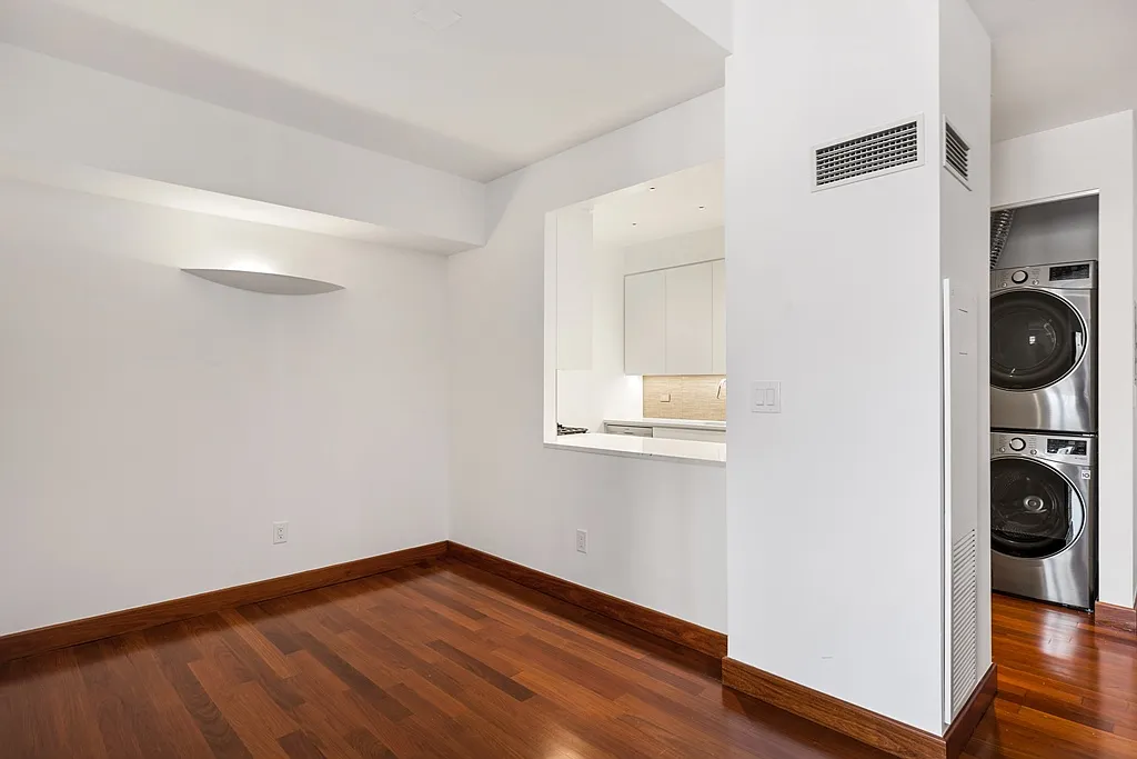 305 East 63rd Street — Photo 3