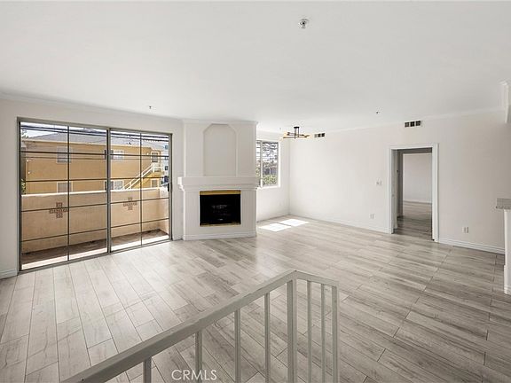 2nd image of 7122 La Tijera Blvd APT H101