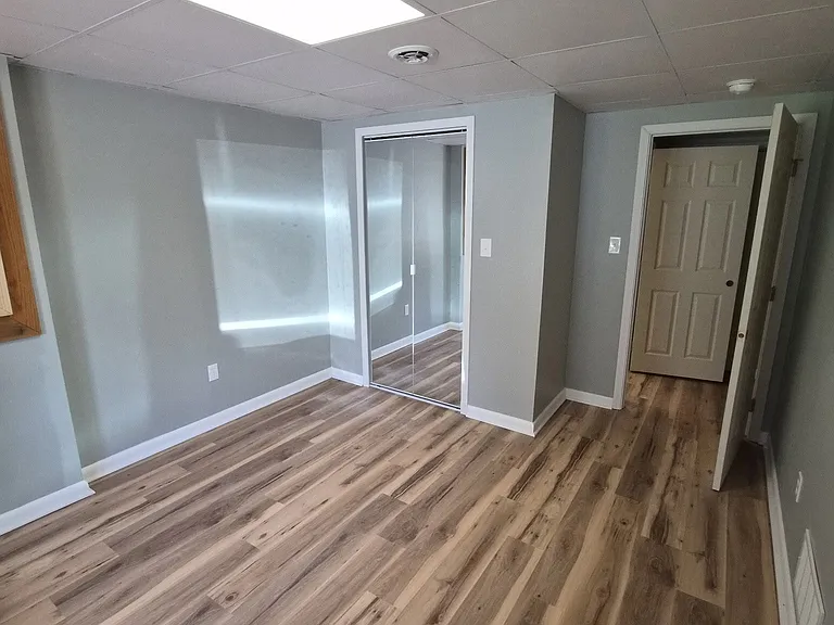 409 Grafton Rd — Photo 6