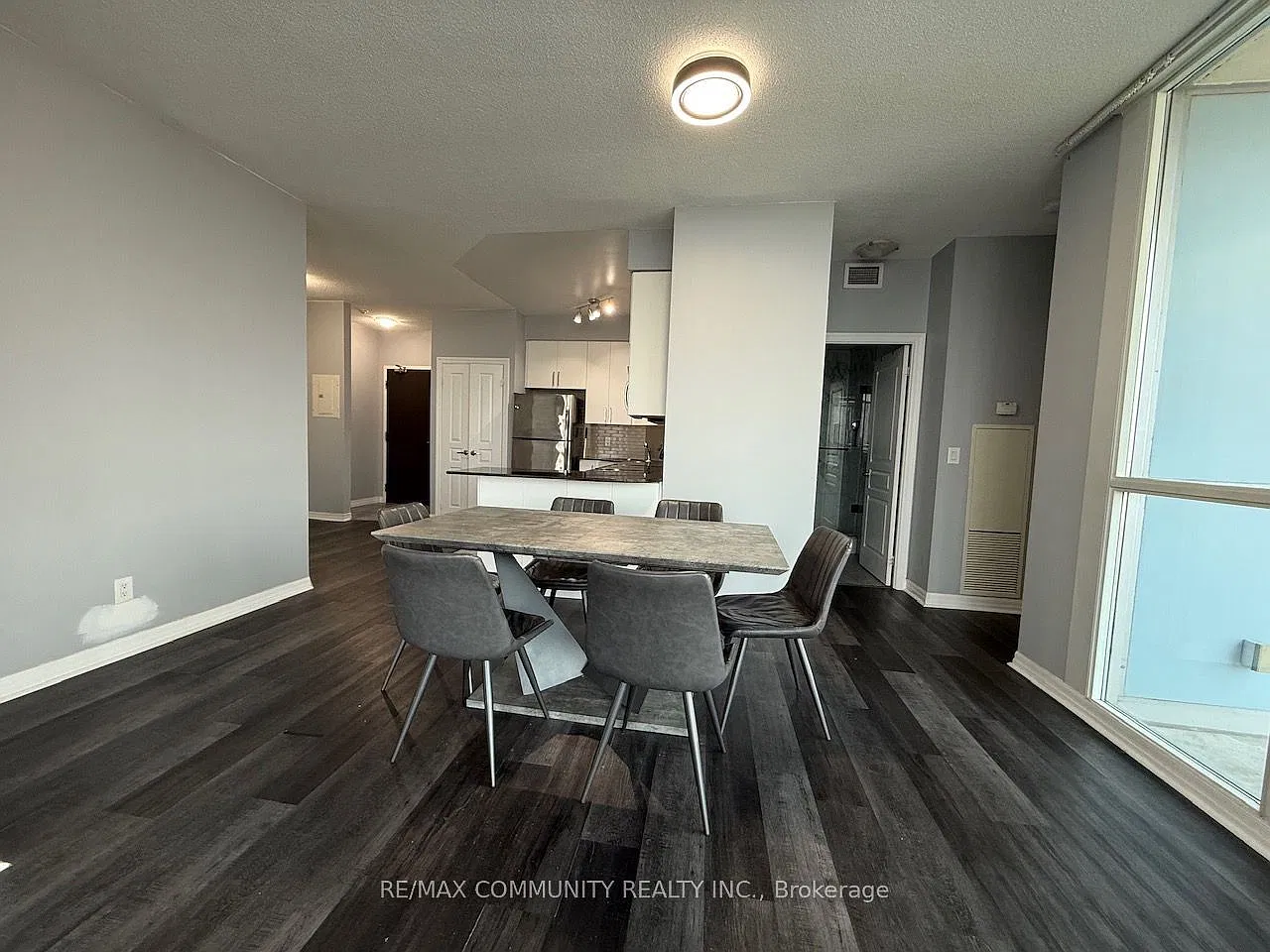 2 bed, $2,950 — Photo 4
