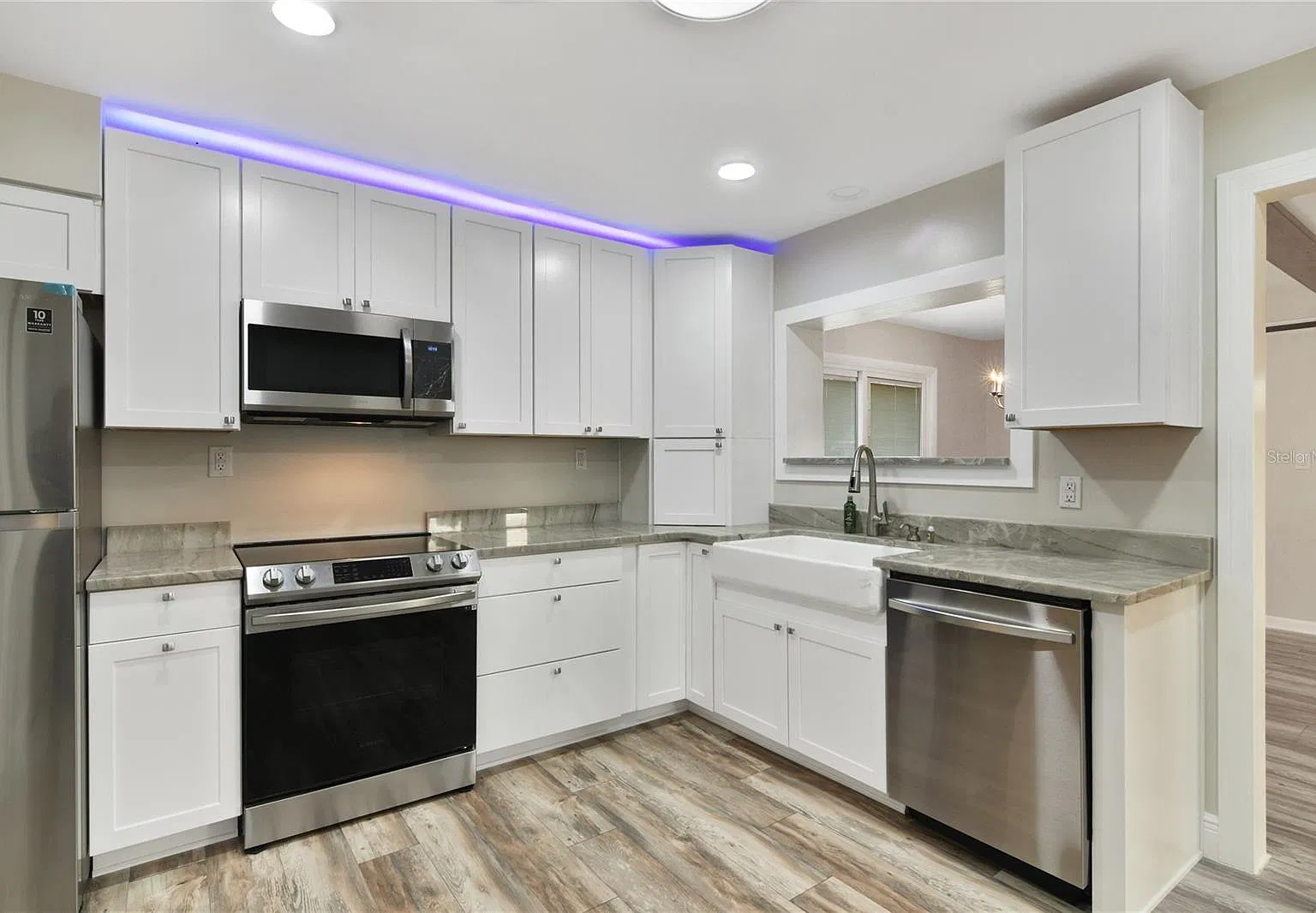 3 bed, 1736 sqft, $2,150 — Photo 3