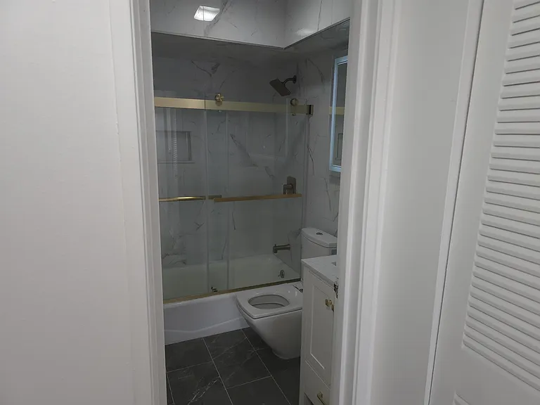 6715 Polk St #7 — Photo 11