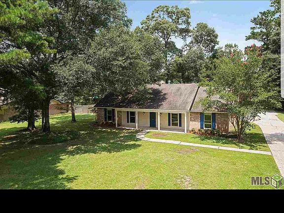 3rd image of 8173 Longwood Dr