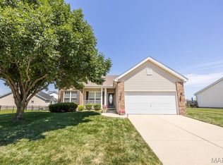 809 Terra Springs Way Dr, Fairview Heights, IL 62208