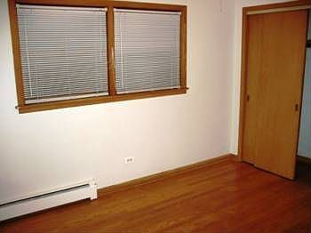5th image of 4118 N Oketo Ave