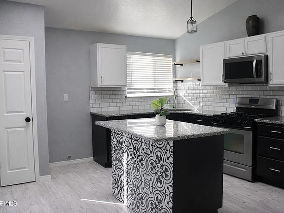 3rd image of 11669 Gypsum Hills Cir