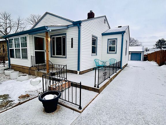 3rd image of 3305 S New Jersey St