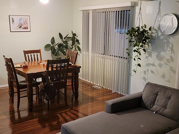 5th image of 622 Bayview Poin