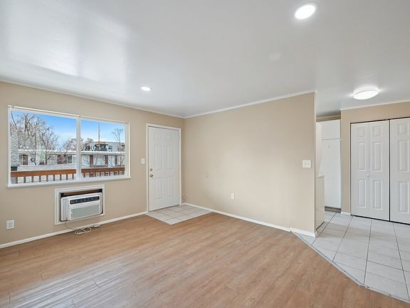 3rd image of 2180 S Lake St APT 8