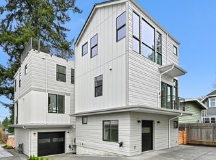 1035 NE 98th St #B, Seattle, WA 98115