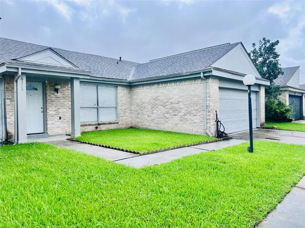 6131 Havendale Dr, Houston, TX 77072