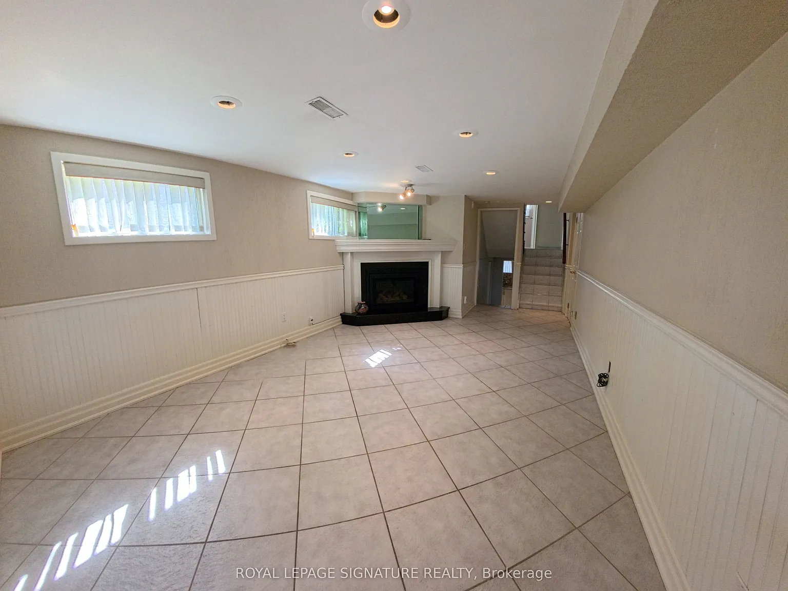 4 bed, $4,000 — Photo 4