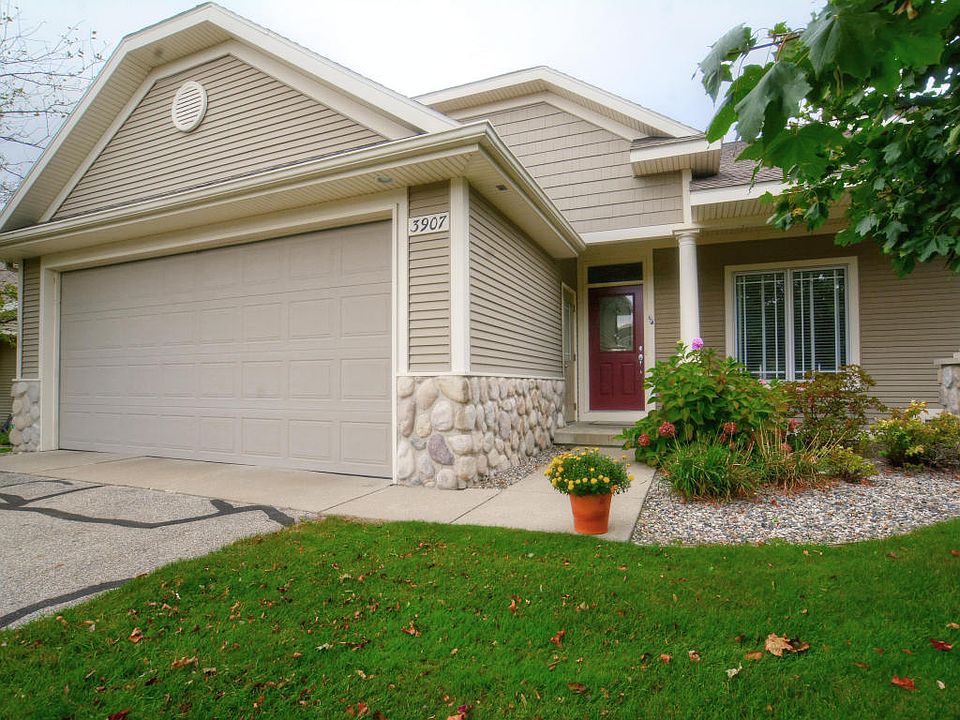1st image of 3907 Windsor Hill Dr #9