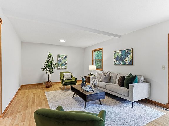 3rd image of 16500 Foliage Ave W