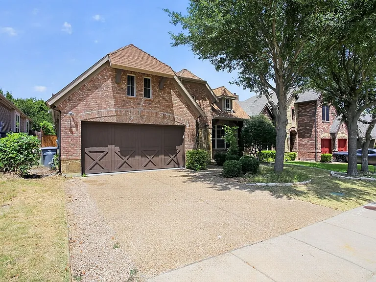 6523 Prairie Flower Trl — Photo 34