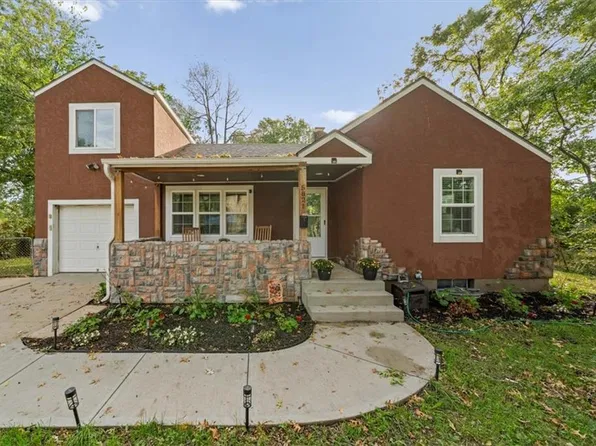 5821 Appleton Ave, Raytown, MO 64133