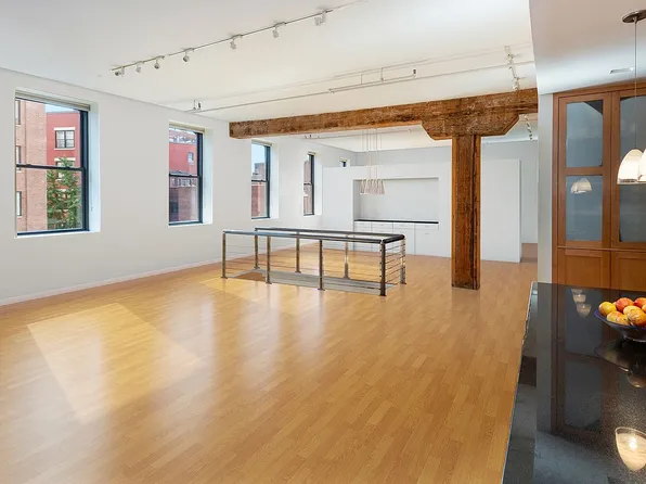 708 Greenwich St #2/3G, New York, NY 10014