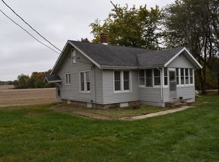 673 Dickens Ln, Bluffs, IL 62621