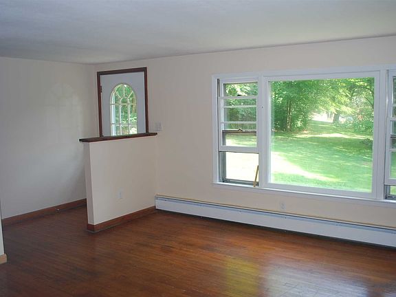 4th image of 6 South Dr