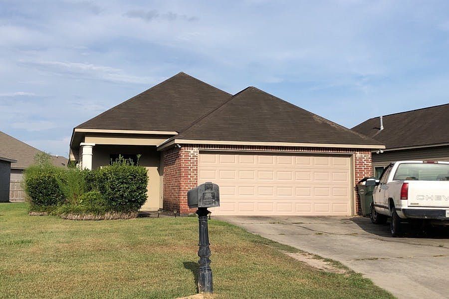 1st image of 15472 Oakstone Dr