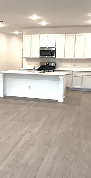 2114 Monument Hl — Photo 8
