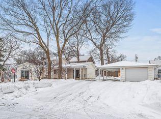 1737 Canary Ln, Mound, MN 55364