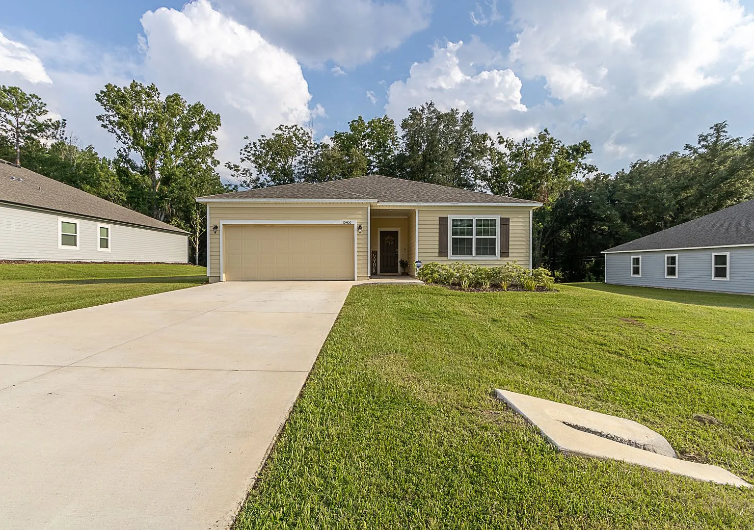 Spacious 4-Bedroom Home in Tara Village Available NOW! — Photo 1