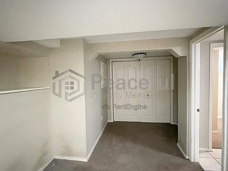 1637 S 800 E — Photo 7