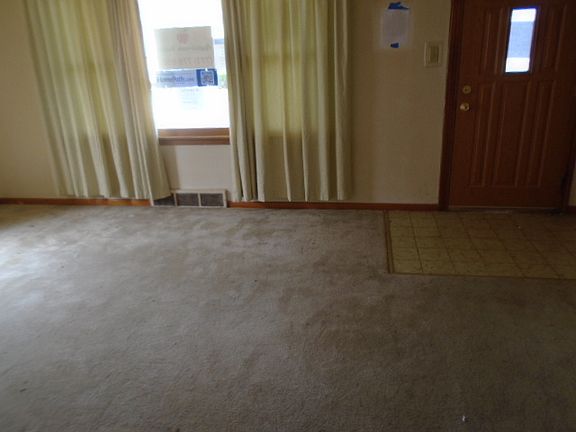 2nd image of 10019 S Tripp Ave