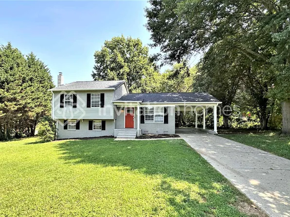 112 Rockledge Dr, Gastonia, NC 28052