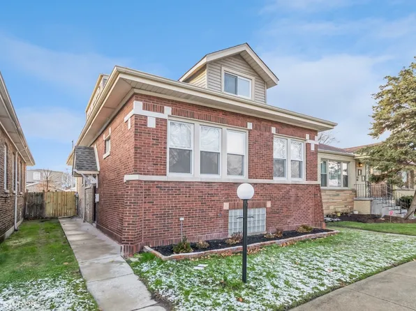 8446 S Oglesby Ave, Chicago, IL 60617