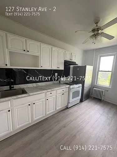 127 Stanley Ave Photo 1