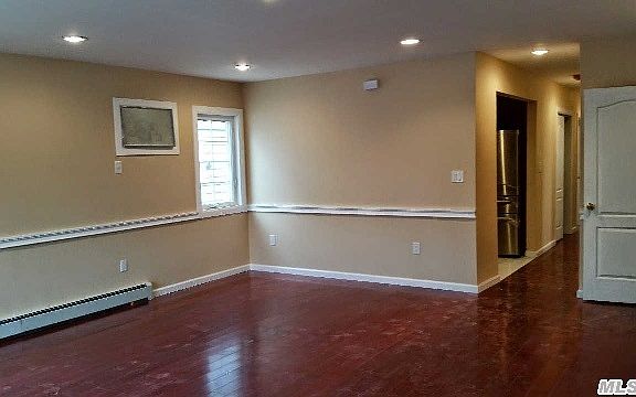 4th image of 11449 174th St