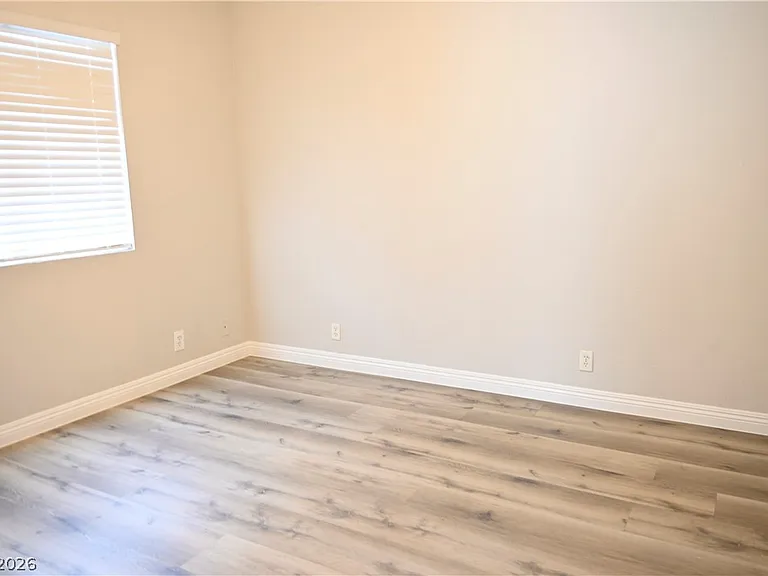 5806 Dodd St #D — Photo 10