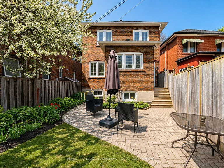 112 Clendenan Ave — Photo 23