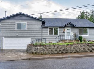 303 Trail St, Gaston, OR 97119