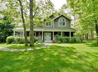 8 Hollow Oak Ct, East Hampton, NY 11937