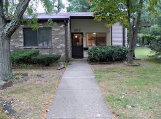 89 Arrowood Rd UNIT F, Manalapan, NJ 07726